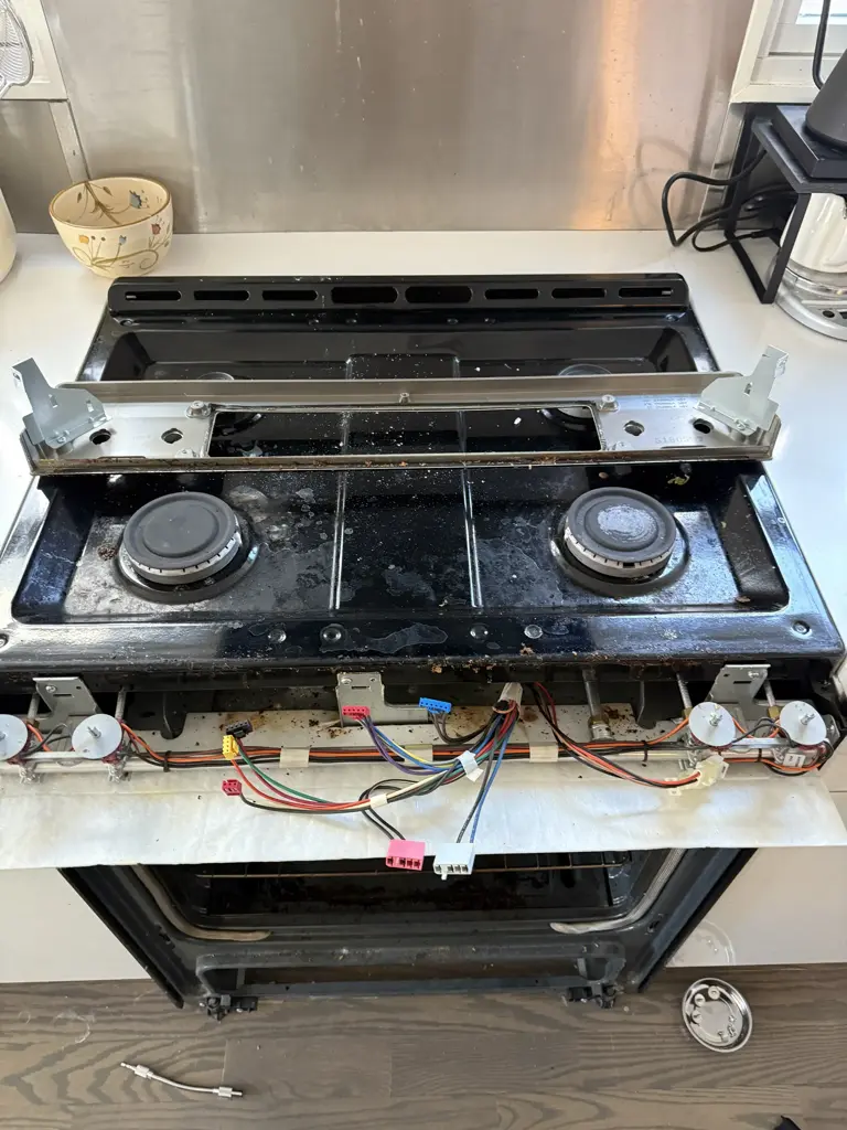 Appliance Repair Work 10