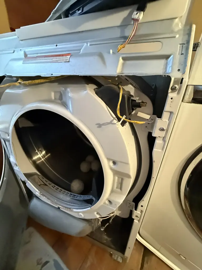 Appliance Repair Work 3